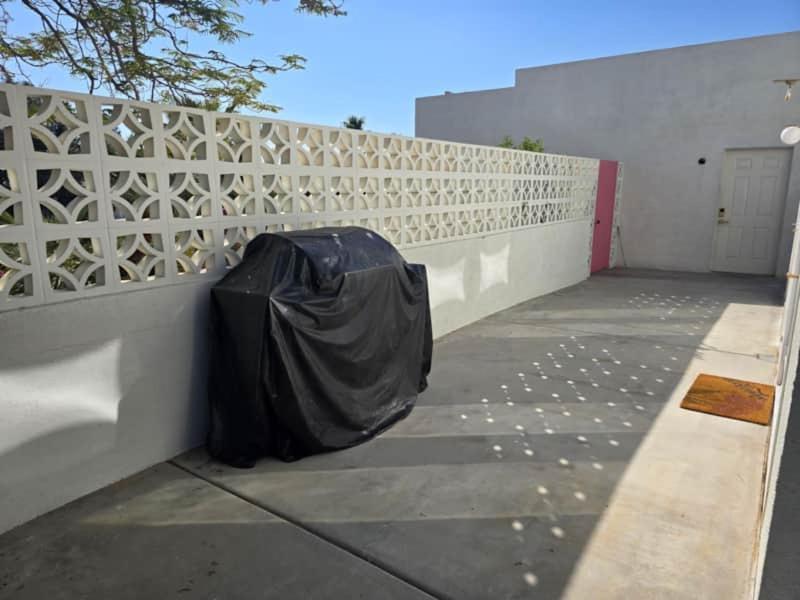 The Pink Paloma - A Barbie Inspired Villa In Palm Springs Exterior photo